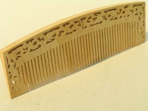 KAMM AUS HOLZ