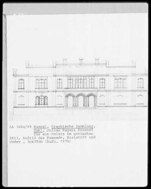 Palais im gotischen Stil