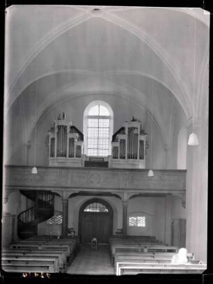 Kapuzinerkirche innen nach Westen nach der Restaurierung