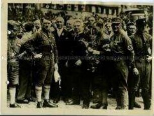 Adolf Hitler auf dem Parteitag der NSDAP 1927