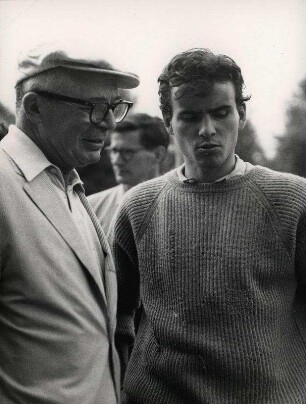 Billy Wilder, Horst Buchholz während der Dreharbeiten zum Film EINS, ZWEI, DREI in Berlin Lichterfelde