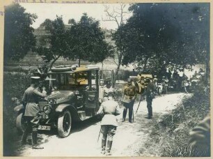 Fotos von der Vorführung einer Durchbruchsschlacht in Anwesenheit des Führers der Heeresgruppe Herzog Albrecht von Württemberg
