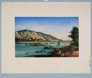 Blick von Blasewitz bei Dresden über die Elbe mit Dampfer und Fähren nach Loschwitz, links der Gasthof Burgberg, mittig die Loschwitzer Weinberge, rechts in Blasewitz der Gasthof Schillergarten