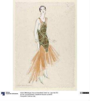 Frau in Abendkleid