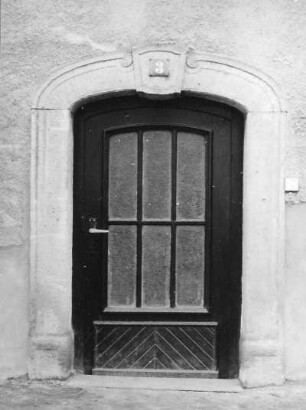 Altenberg, Bachstraße 3. Wohnhaus. Portal