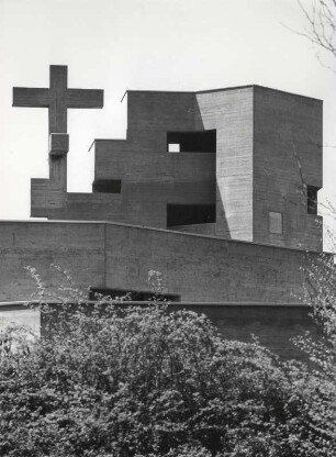 Moderne Heiligkreuzkirche in Chur