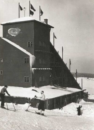Oberwiesenthal. Sprungschanze. Abfahrtsturm