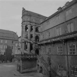 Torgau. Schloss Hartenfels, Innenhof mit Wendelstein