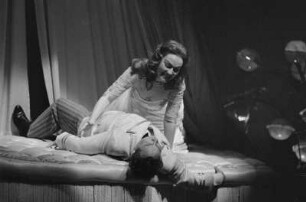 Szenenbilder aus der Operette "Frau Luna" von P. Lincke nach einem Libretto von H. Bolten-Baeckers u. a. mit F. Kronström