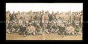 Gruppe gefangener Buren-Offiziere im Lager, Konzentrationslager