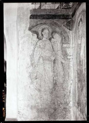 Kirche; Romanische Wandbilder im Chor, Engel