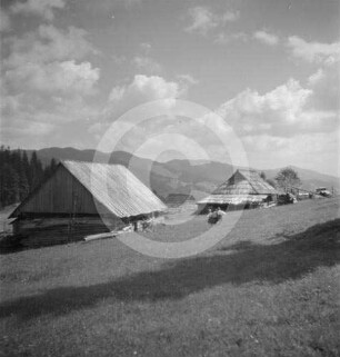 Gehöft in den Bergen in Polen