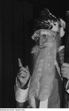 Weihnachtsmann der Weihnachtsfeier der Pioniere der 28. und 40. Grundschule