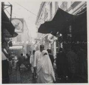 Tunis, Hier beginnt die arabische Altstadt.