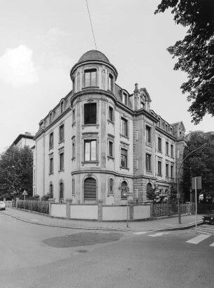 Frankfurt, Hansaallee 30, Hansaallee 32