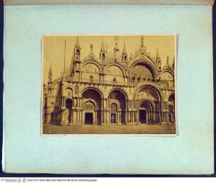 VeniseDetail der Fassade von San Marco in Venedig - Rotes Album VI (Venedig)