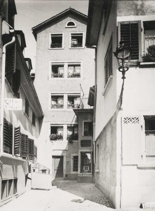 Zürich (Schweiz). Wohnhaus Neumarkt 27. Geburtshaus des Dichters Gottfried Keller