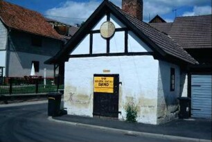 Backhaus, in Nutzung, Jahrezszahl 1840 über der Tür