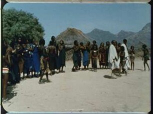 Hemat-Araber (Zentralsudan, Süd-Wadai) - Unterhaltungstanz »al beher«