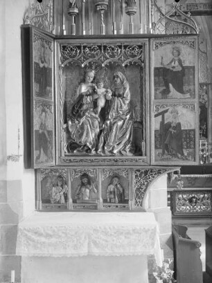 Annenaltar — Geöffneter Zustand: Schrein mit Annaselbdritt