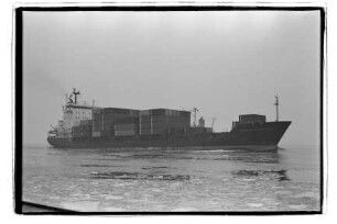 Charsten Borchard ex Eastern Trader (1993), Containerschiff, Buss, Hamburg - ATG, Bau-Nr. 486