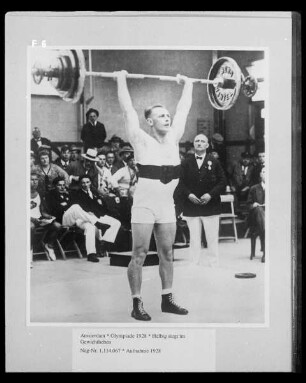 Amsterdam, Olympiade 1928; Helbig siegt im Gewichtheben