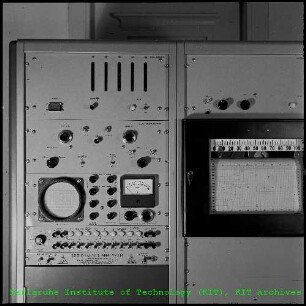 Teilansicht des Messgeräts RCL Imp. Analyzer