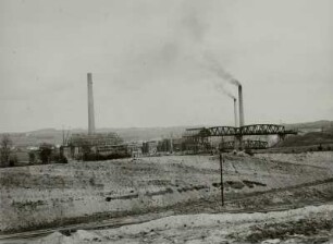 Braunkohle, Hirschfelde, Aufschließung der Grube Herkules. Blick zum im Bau befindlichen Kraftwerk von Südosten