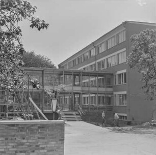 Neubau