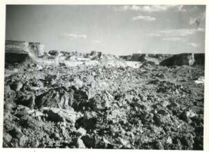 Hochwasserkatastrophe 1933 der Saale zwischen Bernburg und Nienburg. Zerstörter Kalkberg