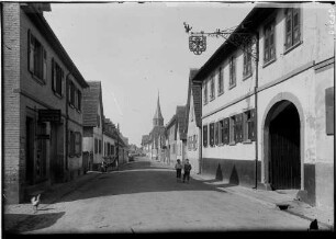 Knielingen Saarlandstraße mit Gaststätte Zum Adler