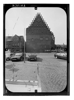 Jüterbog, Markt 21. Rathaus (Baubeginn 1499). Ostgiebel