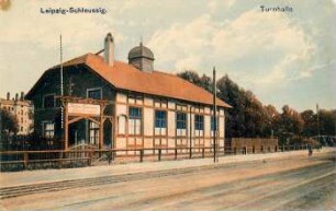 Leipzig-Schleussig: Turnhalle