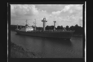 Georg Handke (1965), VEB Deutsche Seereederei, VEB Deutfracht, VEB Deutfracht - Seereederei Rostock (DSR), Deutsche Seereederei GmbH, Rostock