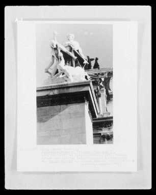 Monumento a Vittorio Emanuele II & Altare della Patria & Nationaldenkmal & Altar des Vaterlandes — Skulpturengruppe