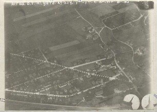 Gebäude nördlich der Bahngabel westlich Pasing (1000 m)