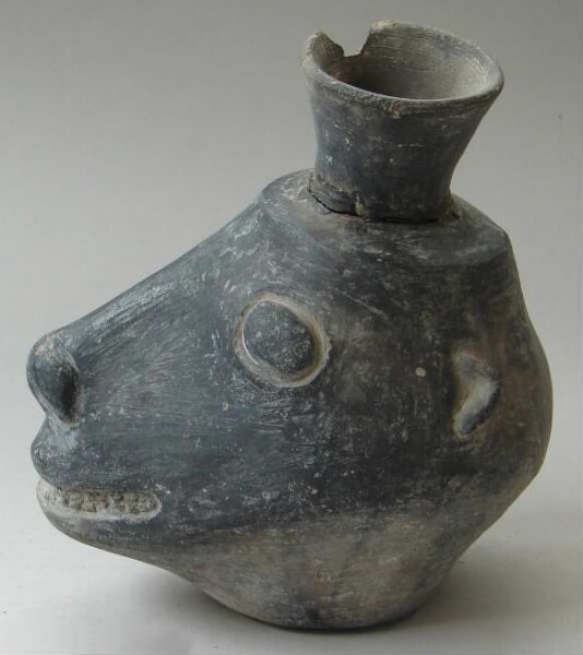 Clay vessel