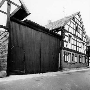 Fachwerkwohnhaus; Babenhausen, Schulstraße 9