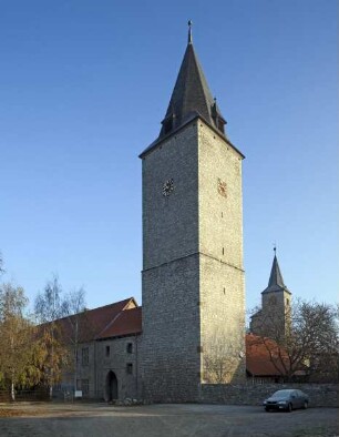 Ehemaliges Schloss Hessen — Unterburg — Hausmannsturm