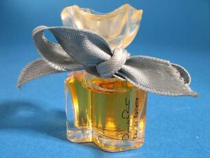OSCAR DE LA RENTA