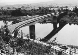Moselbrücke Thörnich nach Aufstau