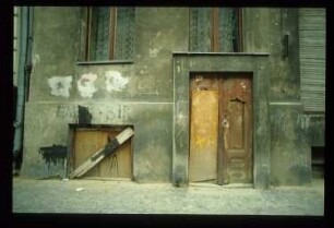 Diapositive: Naunynstr. 30-31, 1983