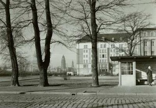 Blochmannstraße : Dresden, Blochmannstraße 1. Wohnhaus, Kopfbau der Wohnzeile Blochmannstraße 1-9 (1954-1955; W. Hänsch)
