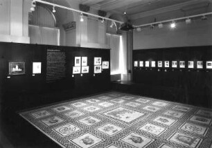 Dresden. Ausstellung "Im Licht Durchs Licht Zum Licht - Hermann Krone, Photograph (1827-1916)" im Albertinum, 14.06.1998-23.08.1998. Mosaiksaal, Empore