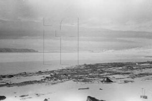 Wordie-Bucht : Blick nach Nordnordwest zum Kap 180