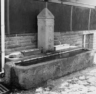 Laufbrunnen; Michelstadt, Bremhof 15