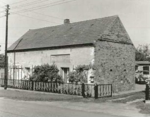 Sauen. Ehemalige Konsum-Verkaufsstelle, Dorfstraße. Straßenansicht