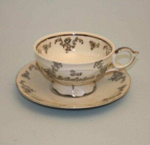 Tasse mit Untertasse