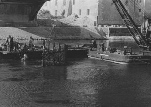 Fahrwasserräumung Straubing / Donau