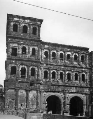 Trier. Porta Nigra (um 180 n. Chr.)